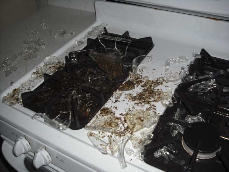 Pyrex Baking Dish Explosion with pic's
